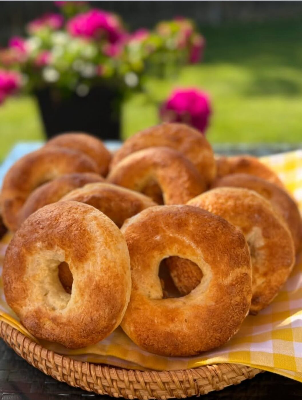 Plain gluten-free bagels